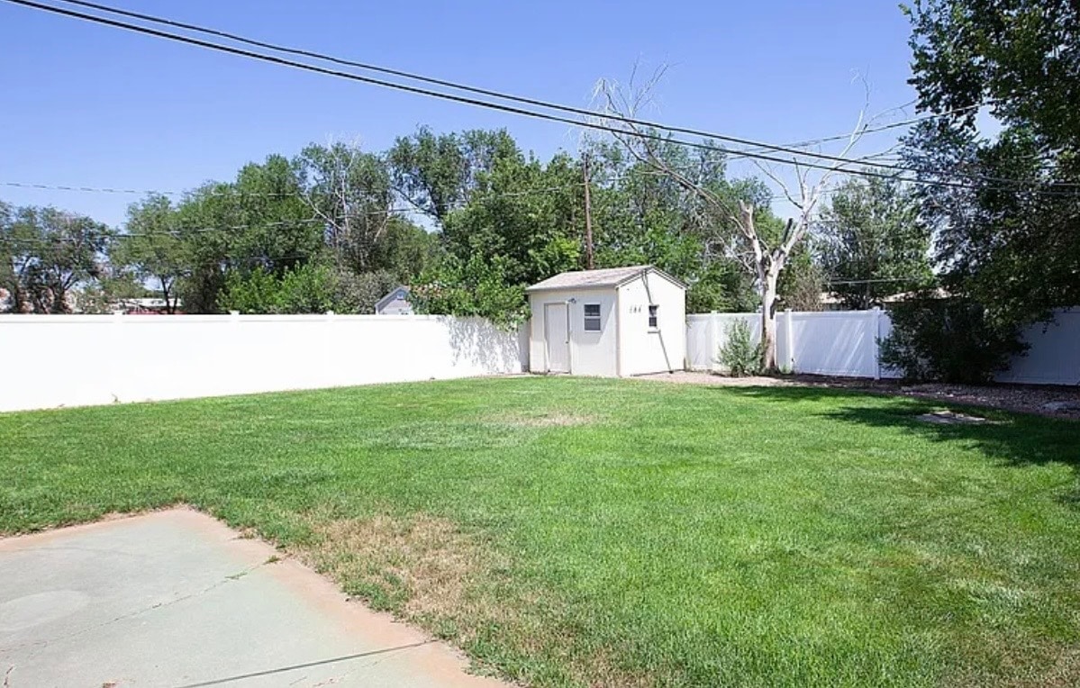 Building Photo - 1416 Adams Cir