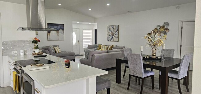 Building Photo - COMPLETELY FURNISHED 3 bed /2 bath  - 55+ COMMUNITY