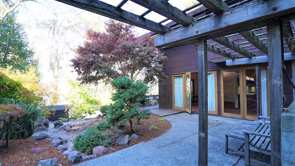 Building Photo - 3076 Buena Vista Way