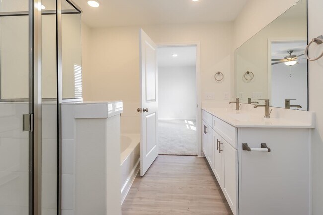 Building Photo - 13475 Maltessa Dr