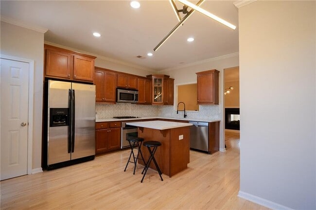 Building Photo - 1207 Discover Green Ln