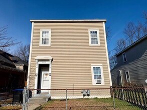 Building Photo - 2633 Alford Ave