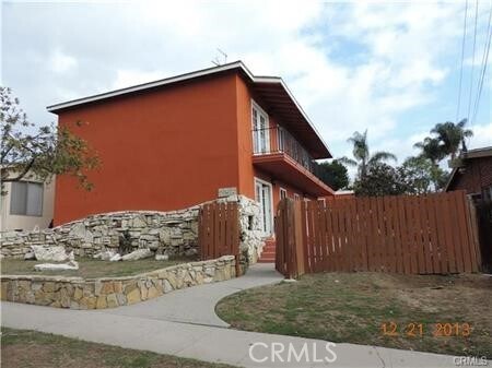 Building Photo - 2156 Gaviota Ave