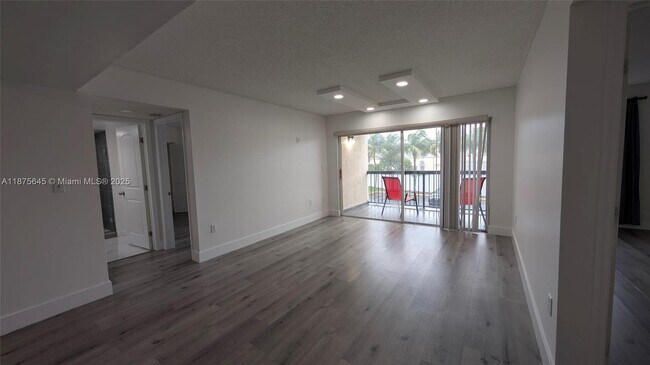 Building Photo - 6292 NW 186th St