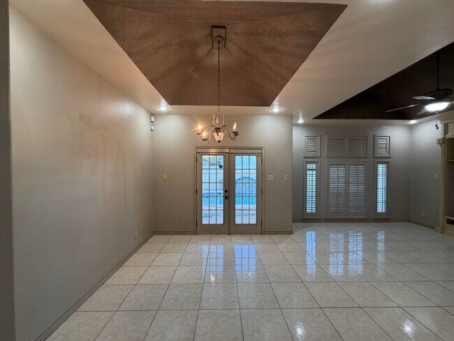 Building Photo - 426 Northstar Dr