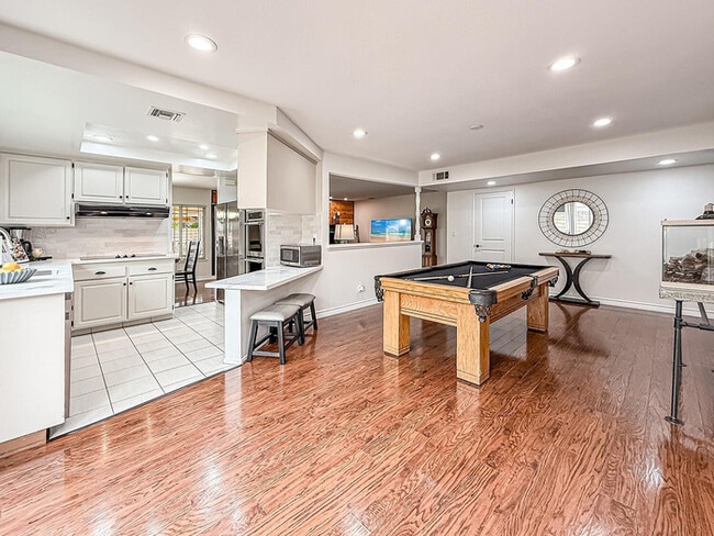 Building Photo - Single-Story Pool Home with RV Parking on Quiet Cul-De-Sac in Prime Simi Valley