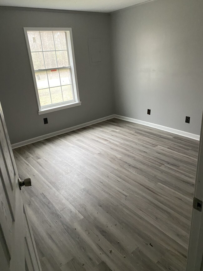 Building Photo - Legacy at Louisville (Two Bedroom Flats
