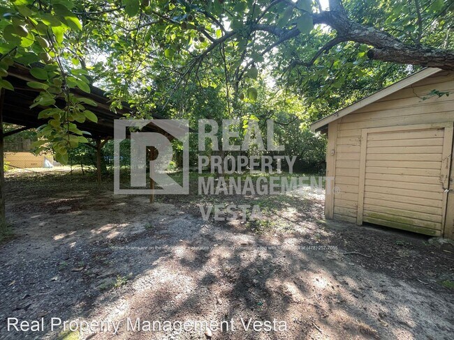 Building Photo - 2 br, 1 bath House - 1052 Mimosa Dr