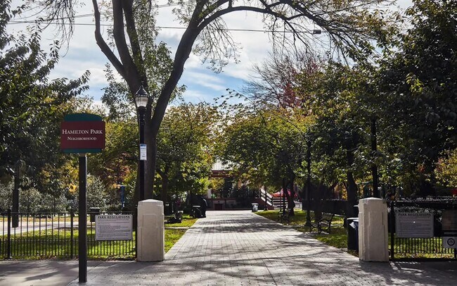 Building Photo - 210 Pavonia Ave