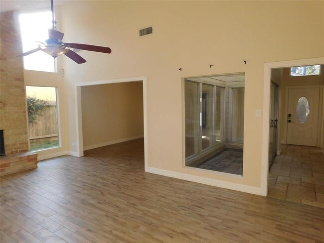 Building Photo - 4718 Blueberry Hill Dr