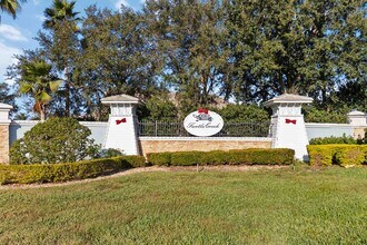 Building Photo - Beautiful Townhome with Private Courtyard & 2-Car Garage Near Lake Nona