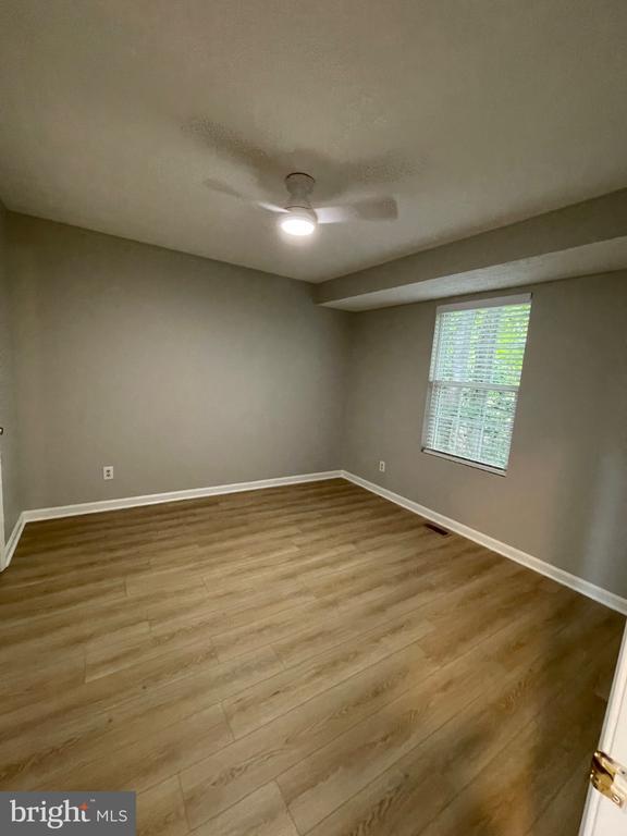 Building Photo - 13750 Summer Pl