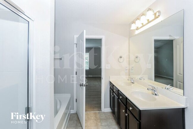 Building Photo - 14903 Alyssa Faith Ct