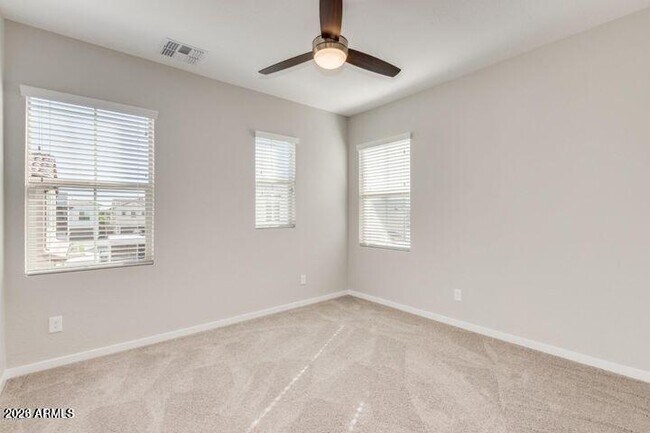 Building Photo - 1800 S Follett Way