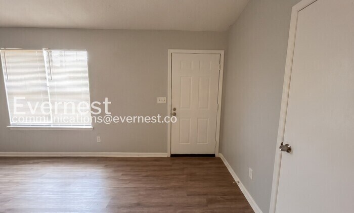 Building Photo - 2510 Corner Shoals Dr