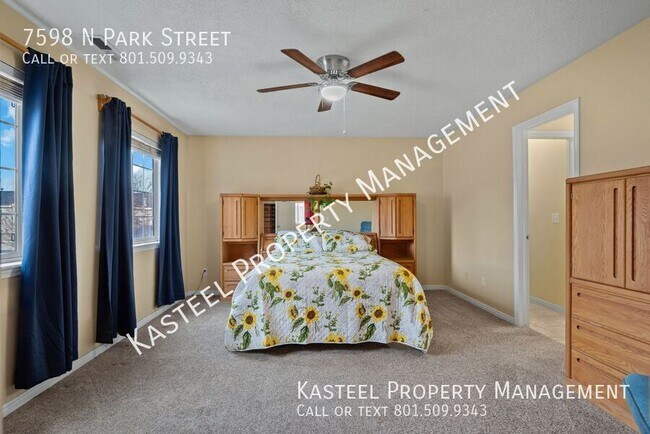 Building Photo - 7598 N Park St