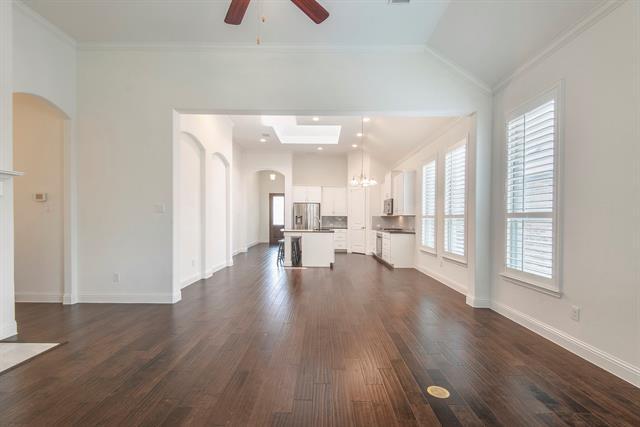 Building Photo - 861 Field Crossing