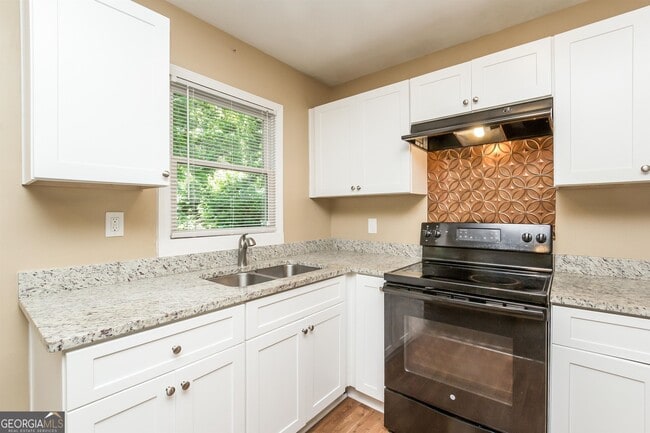Building Photo - 3518 Bolfair Dr NW