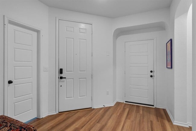 Building Photo - 6408 Wagon Spring St