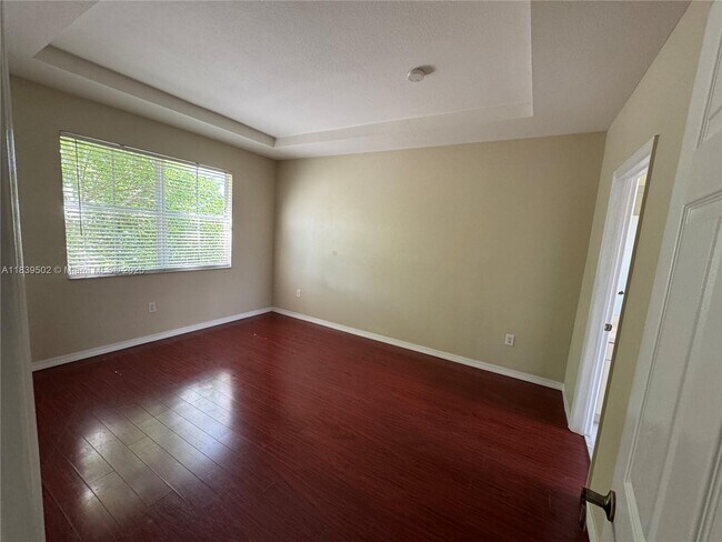 Building Photo - 27563 SW 137th Ct