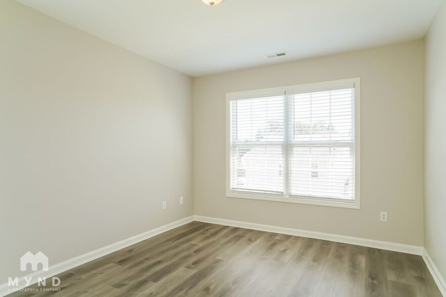 Building Photo - 1209 Kinsfolk Circle