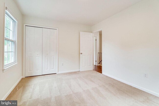 Building Photo - 4809 Tabard Pl