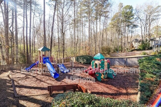 Building Photo - 991 Gentry Ln