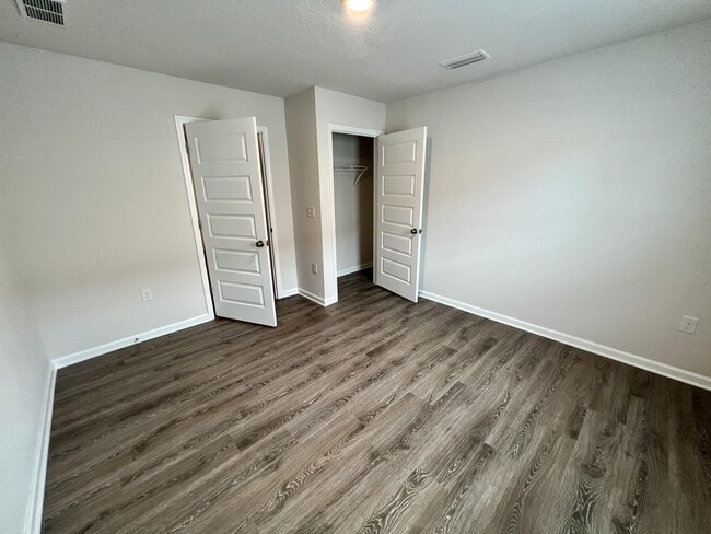 Building Photo - 4119 Whitetail Ln