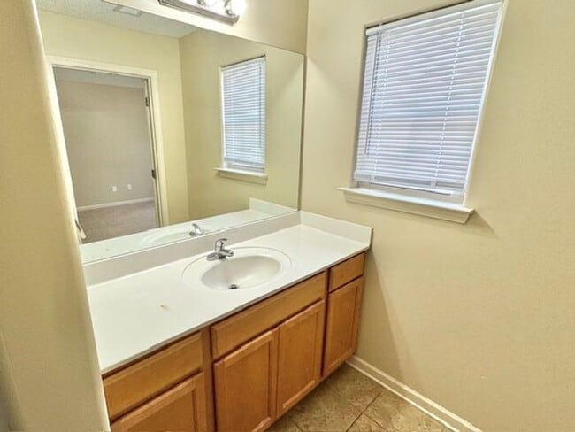 Building Photo - Now Leasing A 3 Bedroom 2 Bath home in Cor...