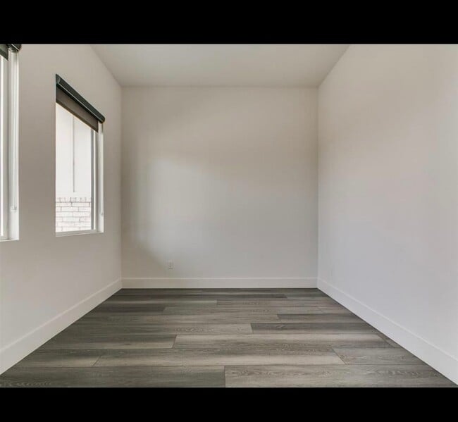 Building Photo - Gated Community - Beautiful, Spacious Home...