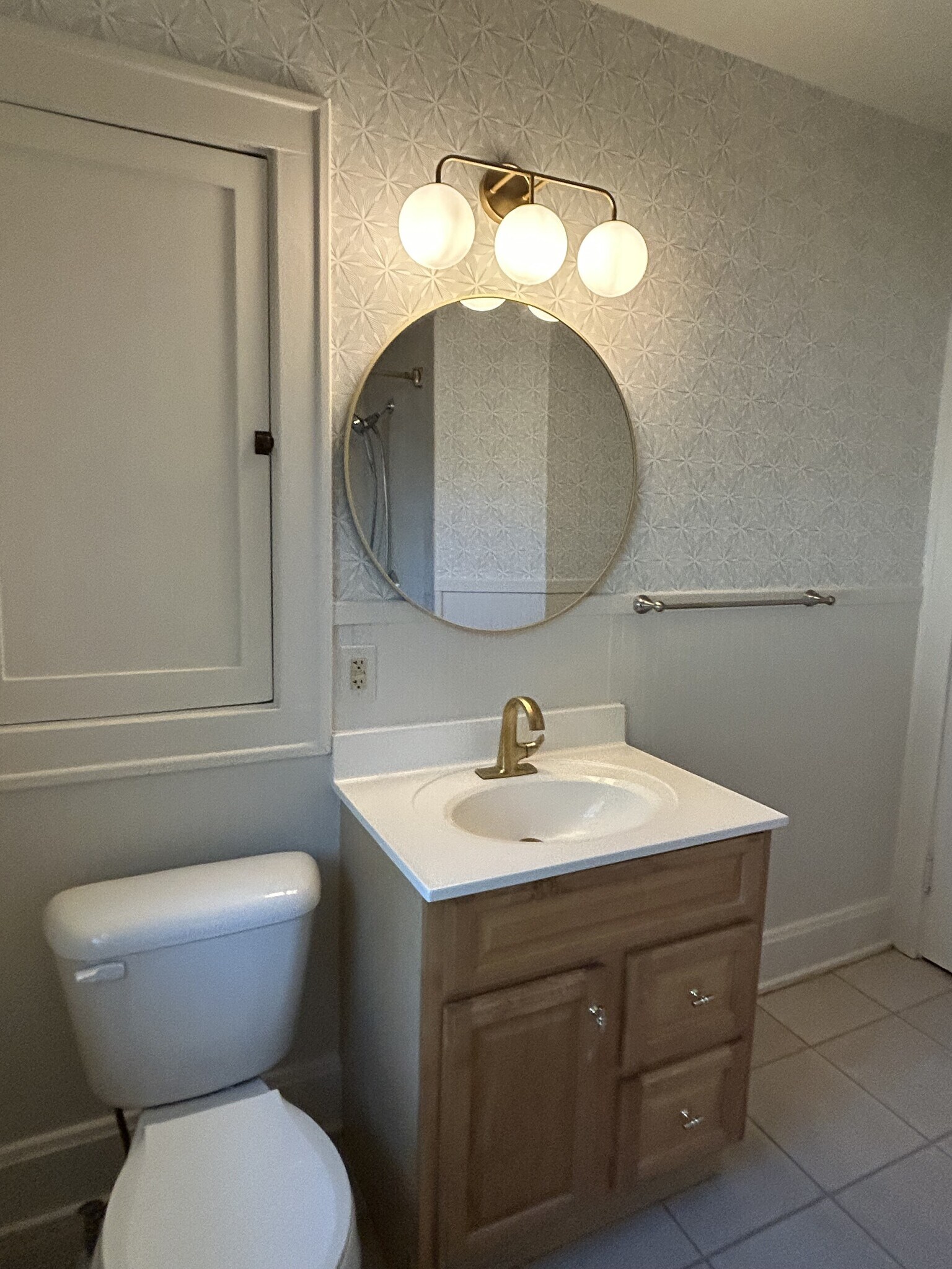 Building Photo - 9477 Highland Ave