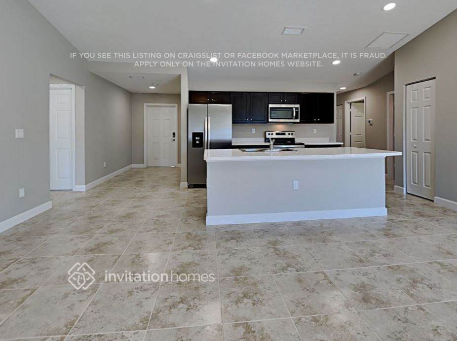 Building Photo - 708 Bremerhaven St NW