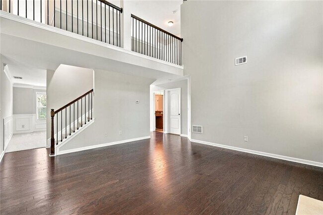 Building Photo - 5335 Redfield Way