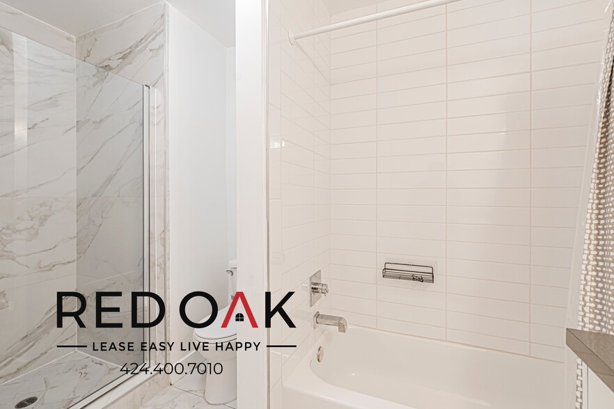 Building Photo - 121 N Hamilton Dr