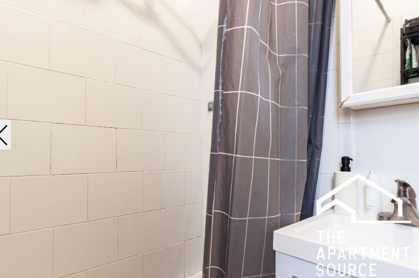 Building Photo - 908 W Belle Plaine Ave