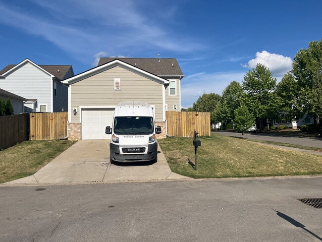 Building Photo - 1168 Amelia Park Dr