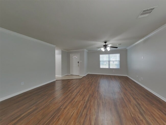 Building Photo - 12030 Green Bluff Ct