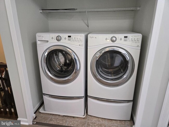 Building Photo - 514 Millar Ct