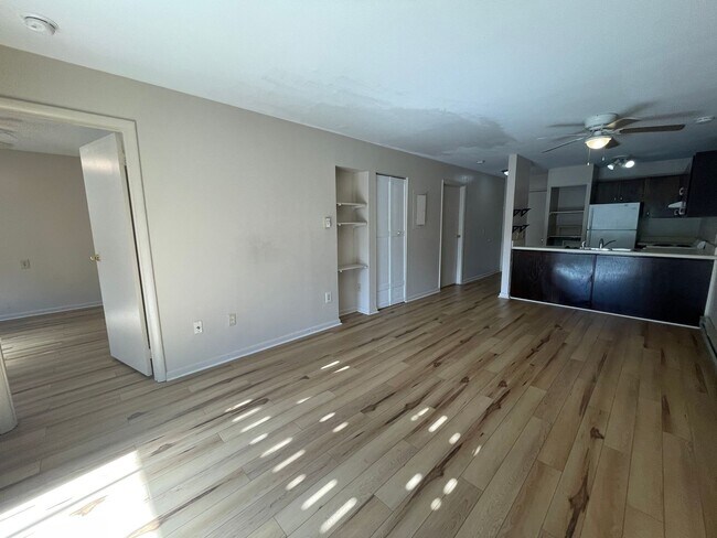 Building Photo - nimia160