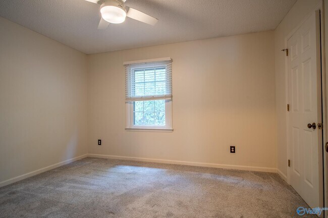 Building Photo - 8151 Oldfield Rd SW