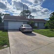 Building Photo - 127 Seagull Ct