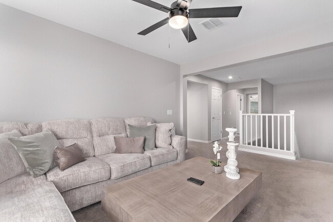 Building Photo - 19210 W Solano Dr