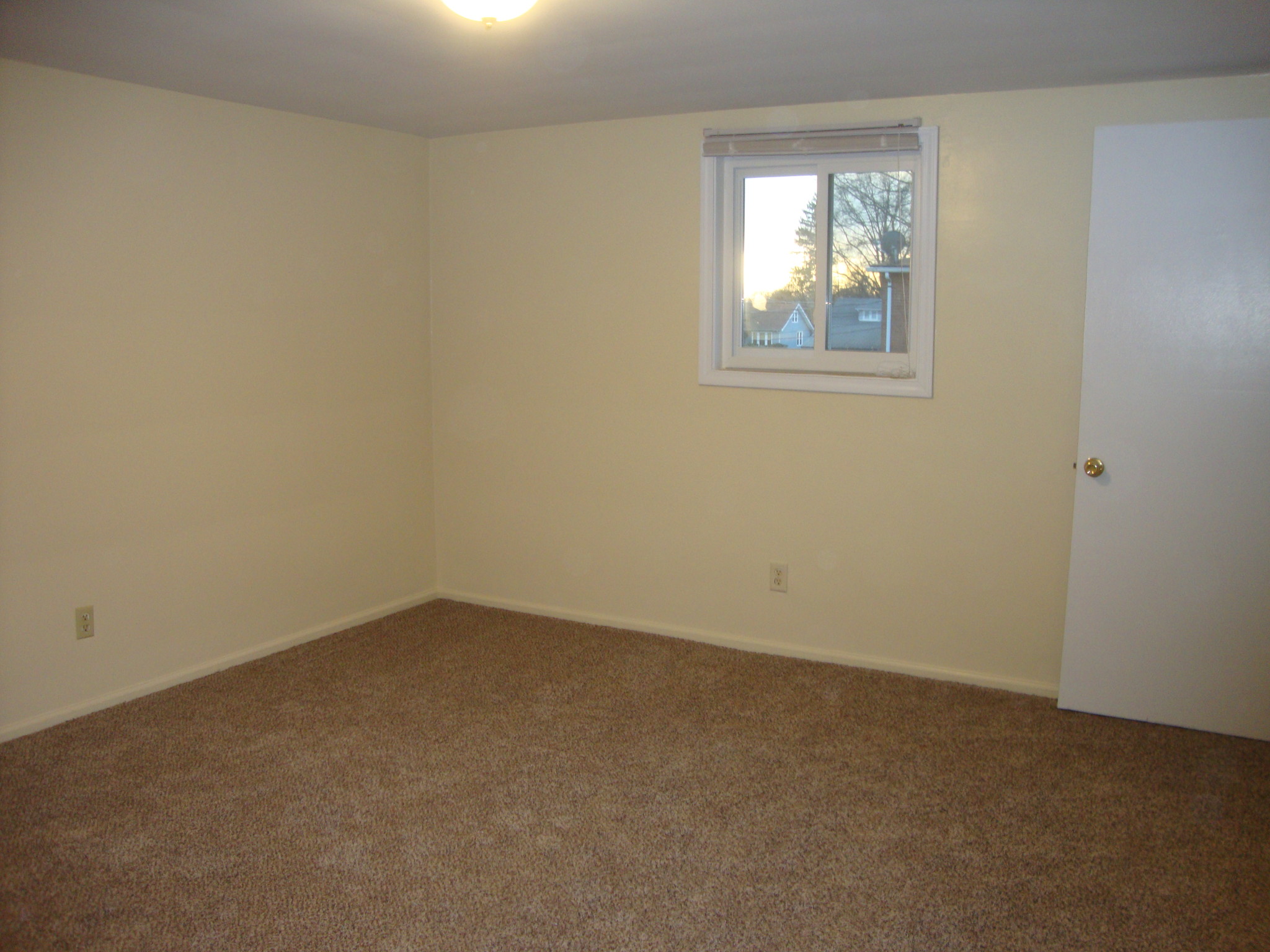 Master bedroom from door. - 2085 Revere Dr