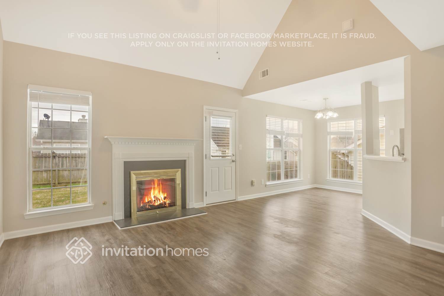 Building Photo - 1009 Meadow Glen Cir