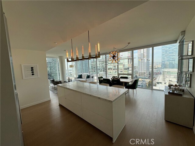 Building Photo - 1050 S Grand Ave