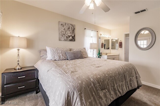 Building Photo - 1315 Mainsail Dr