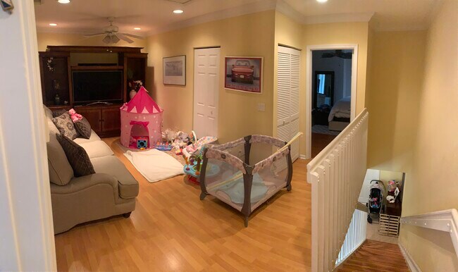 Loft - 13377 Georgian Ct