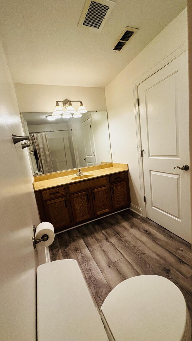 Building Photo - "Spacious 3-Bed, 2-Bath Condo Retreat in Fletcher – 1413 Sq Ft of Comfort. With $250 move in spec...