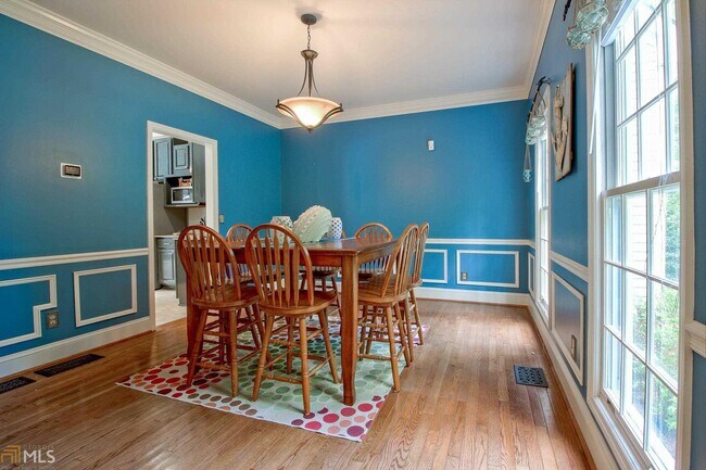 Building Photo - 208 Wysteria Ct