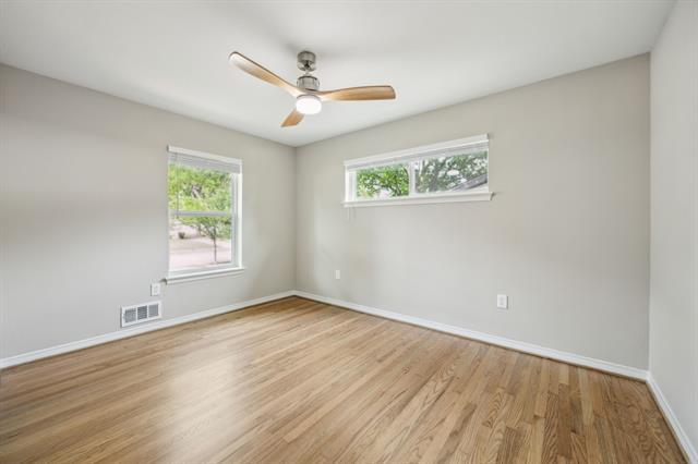 Building Photo - 810 Wildgrove Dr